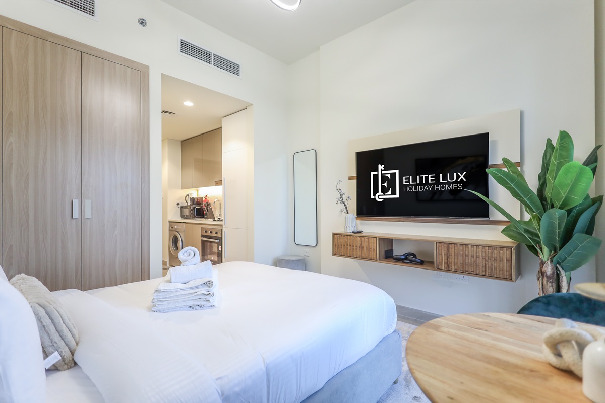 Contemporary Comfort – Studio in Azizi Riviera — photo 3