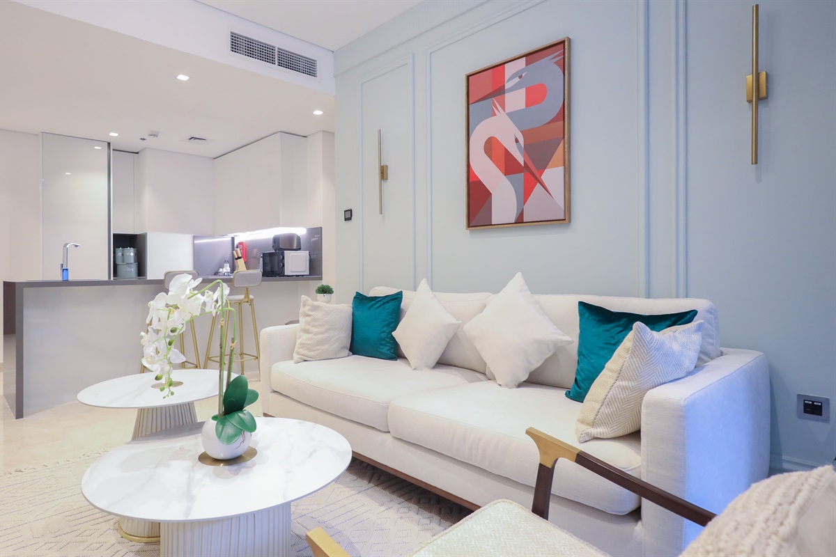 Elegant 2BR Suite in Business Bay, Dubai — photo 5