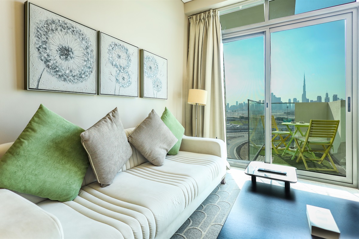Skyline Oasis –1BHK Burj Khalifa View in Al Jaddaf — photo 3