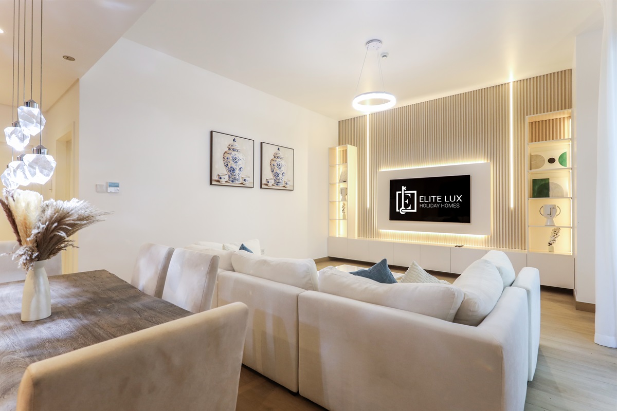 1BHK Beachside Retreat at Port De La Mer, Dubai — photo 5