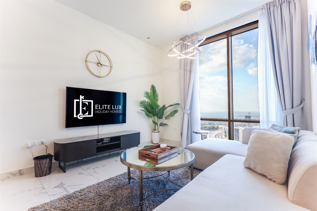 Stylish 1BR Living in Amna Tower, Al Habtoor City