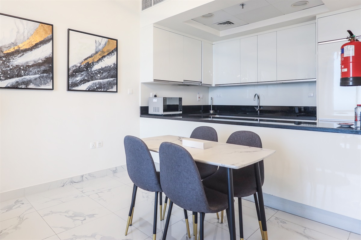 Stylish 1BR Living in Amna Tower, Al Habtoor City — photo 5
