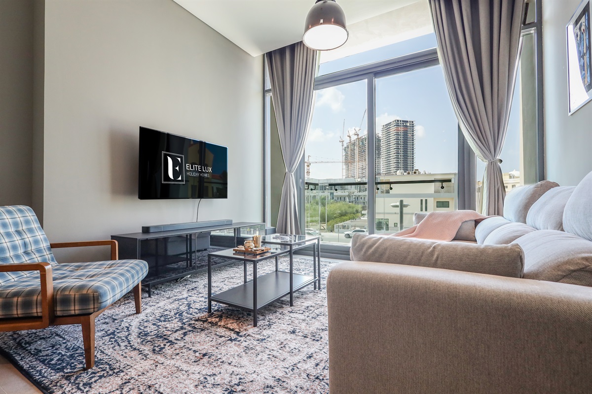 Luxurious 1BR Suite in Signature Livings, Dubai