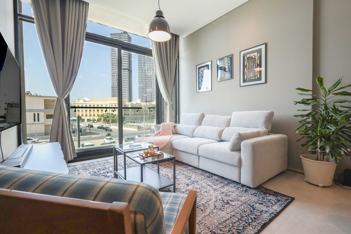 Luxurious 1BR Suite in Signature Livings, Dubai — photo 2