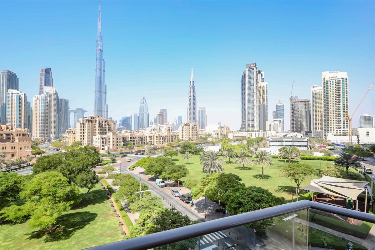 Wake up to the world's tallest tower — no filter needed.