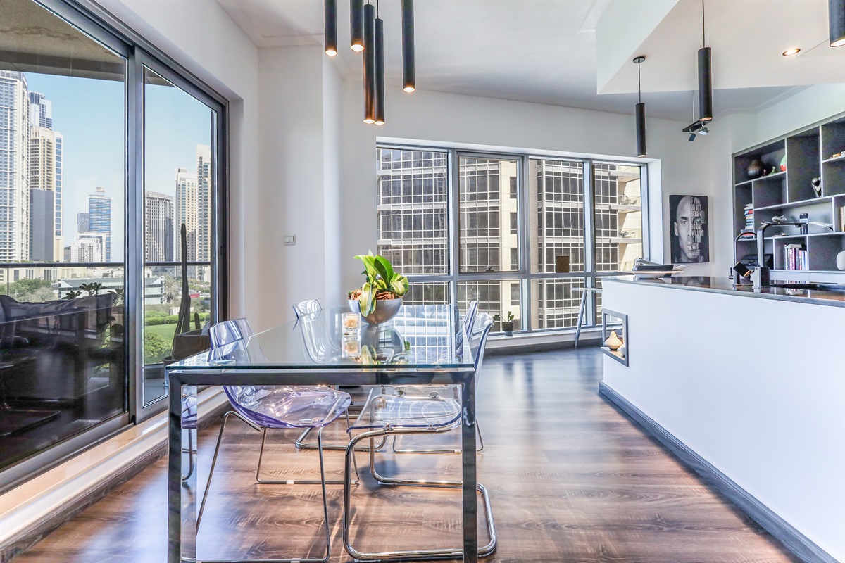 Luxe 2BR Stunning Burj Khalifa View Downtown Dubai — photo 5