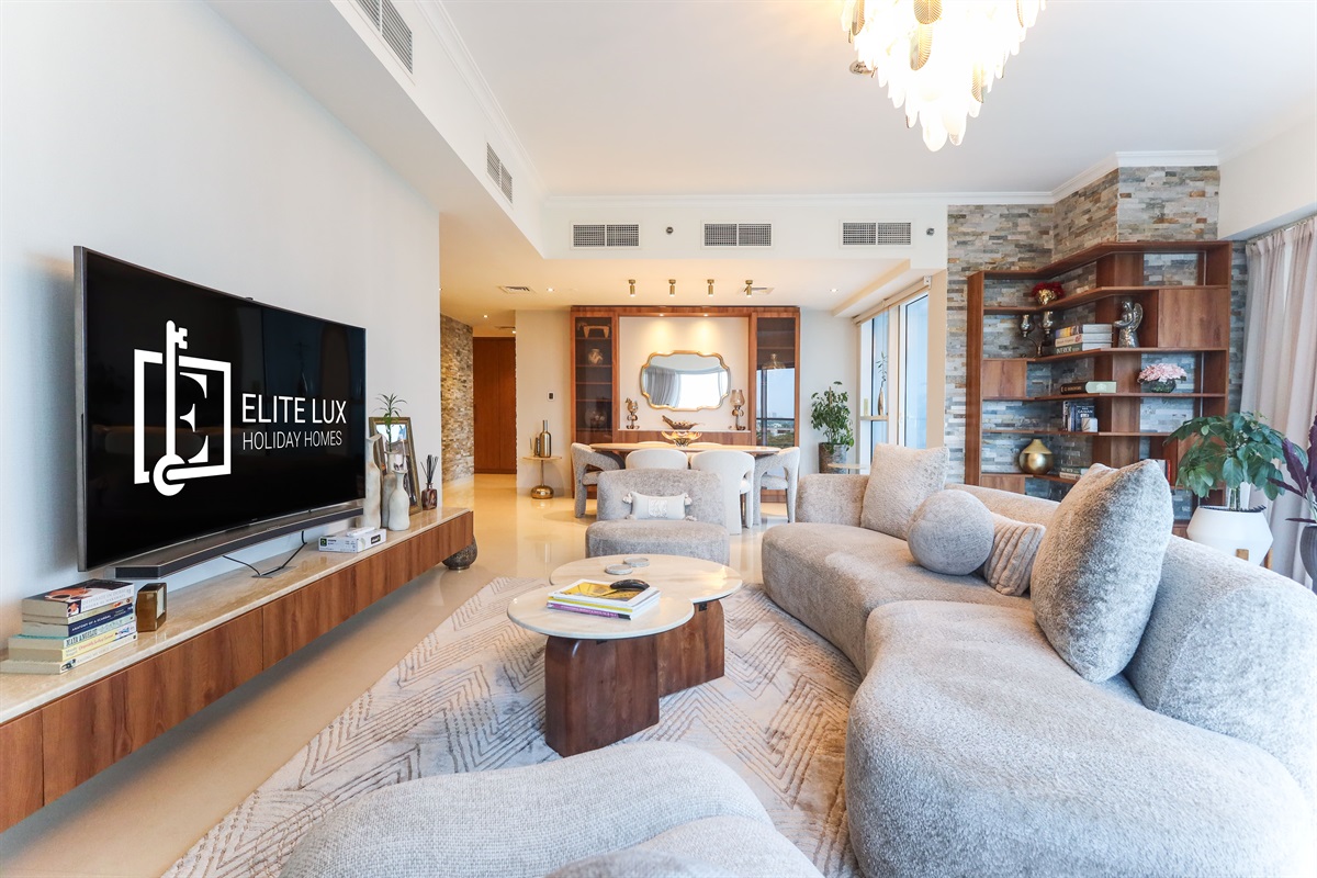 Ultra Modern 2BR | Balcony + Marina & Park Views i