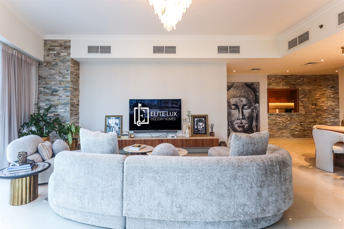Ultra Modern 2BR | Balcony + Marina & Park Views i — photo 2