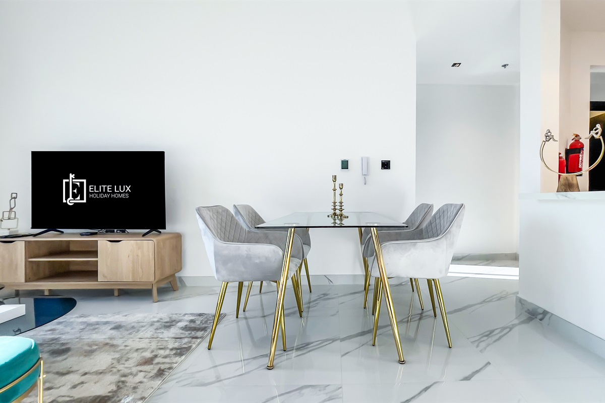 Luxe Gardenia 2BR Haven in Dubai — photo 5
