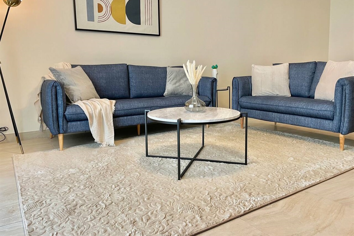 Spacious 2BR with Direct Metro Access — photo 2