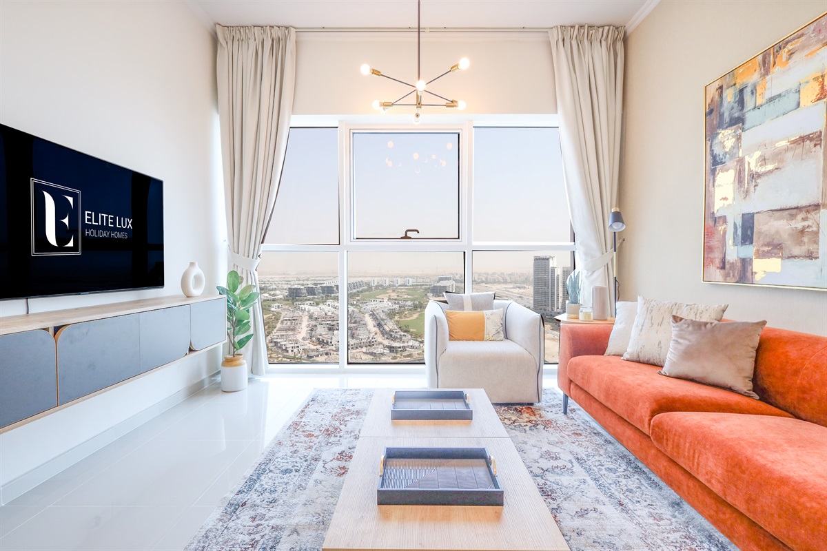 Skyline views pour in while you sink into velvet comfort